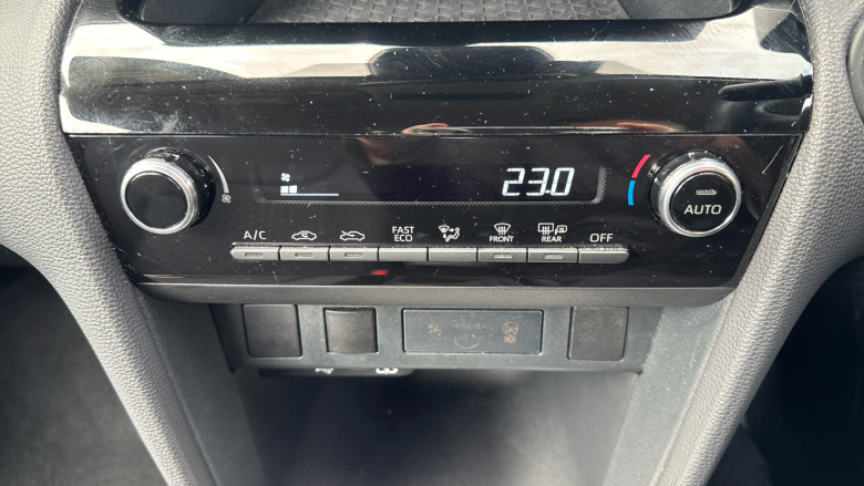 Toyota Yaris Cross 1.5 Hybrid Icon 5dr CVT Hybrid Estate